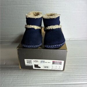 UGG Kids' Dark Blue Boots with Cream Trim USED size 2/3